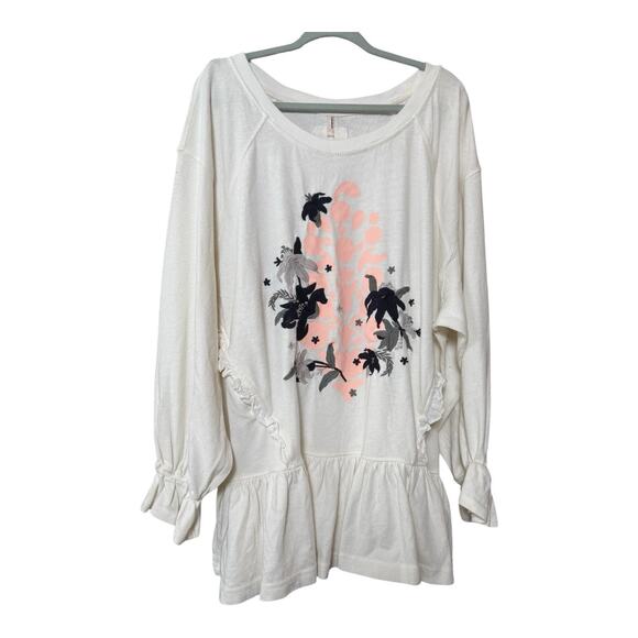 New Free People Oversized Spring Forward Sweatshirt Tunic Size Medium - Picture 5 of 6